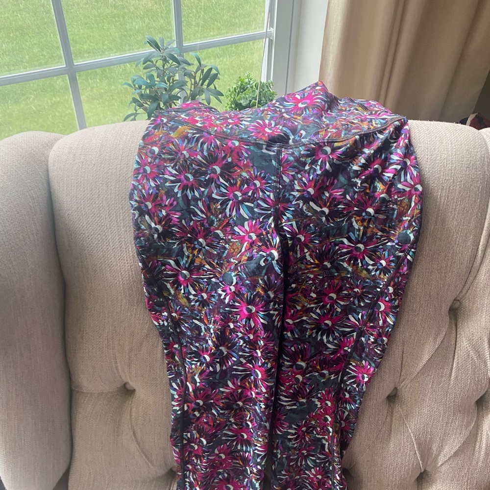 Lululemon Athletica Multicolor Floral Leggings